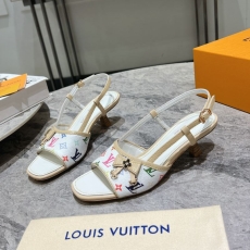 Louis Vuitton Slippers